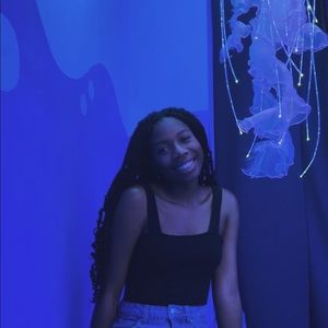 Meet your Posher, Janai